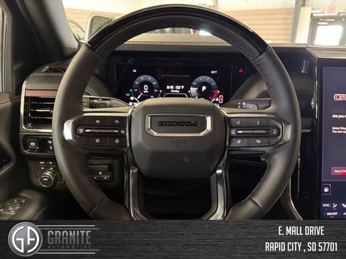 New 2026 GMC Yukon XL Denali w/ Advanced Technology Package AWD/4WD image 14