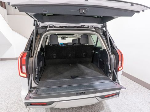 Used 2025 Ford Expedition Max Platinum AWD/4WD image 34