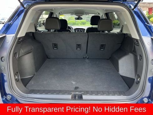 Used 2022 GMC Terrain SLE w/ Driver Convenience Package AWD/4WD image 18