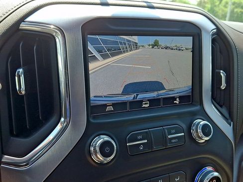 Certified 2022 GMC Sierra 1500 SLT w/ SLT Premium Plus Package AWD/4WD image 19