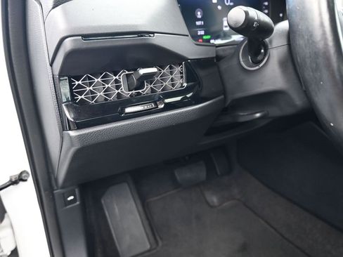 Used 2023 Honda Accord Touring image 12