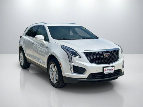 Used 2022 Cadillac XT5 Luxury FWD image 3