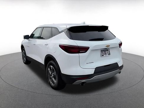 Used 2026 Chevrolet Blazer LT FWD image 9