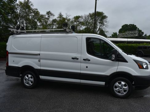 Used 2019 Ford Transit 250 130 Low Roof RWD image 34