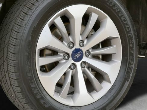 Used 2017 Ford F150 XL w/ Equipment Group 101A Mid AWD/4WD image 9