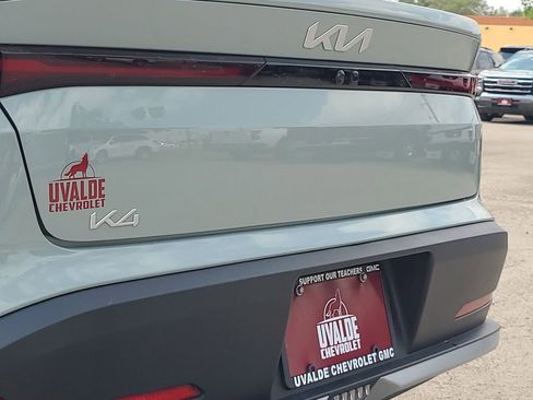 Used 2025 Kia K4 FWD image 33