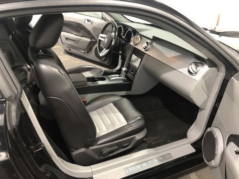 Used 2007 Ford Mustang GT Premium image 11