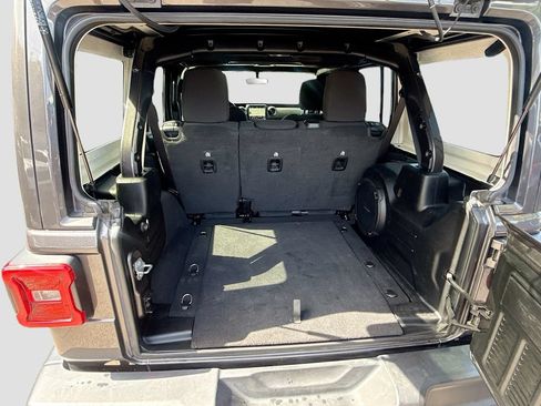 Used 2021 Jeep Wrangler Unlimited Sport AWD/4WD image 30