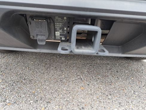 Used 2025 Volkswagen Atlas SEL image 29