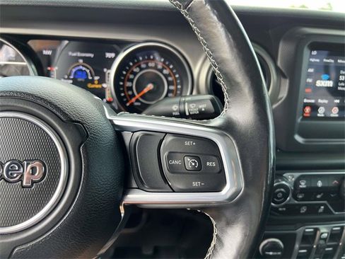 Used 2020 Jeep Gladiator Sport w/ Quick Order Package 24S image 18