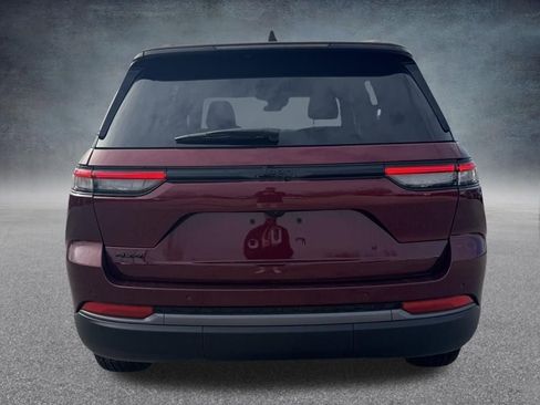 New 2026 Jeep Grand Cherokee Altitude AWD/4WD image 6