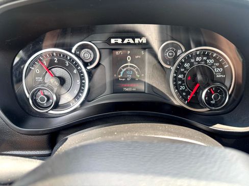 Used 2019 RAM 2500 Big Horn image 25