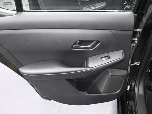 Used 2024 Nissan Sentra SV FWD image 22