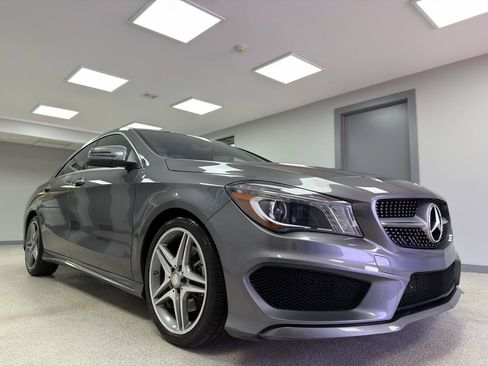 Used 2014 Mercedes-Benz CLA 250 image 4