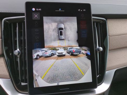 New 2026 Volvo XC90 B6 Plus image 20