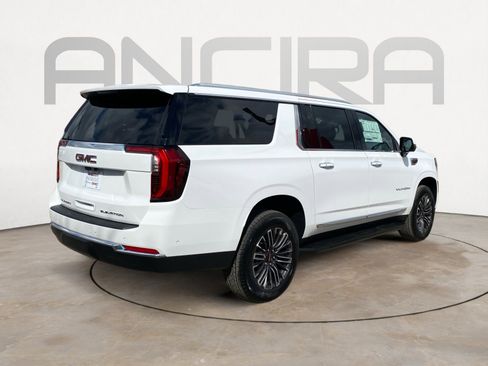 New 2026 GMC Yukon XL Elevation image 8