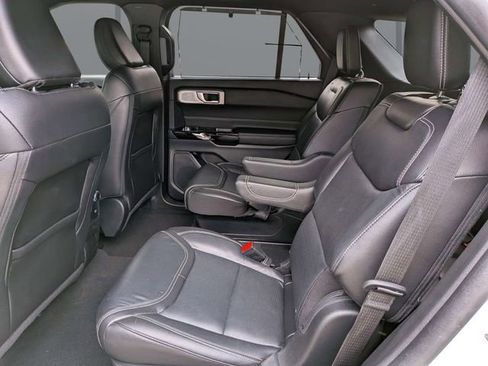 Used 2023 Ford Explorer ST w/ Equipment Group 401A AWD/4WD image 15