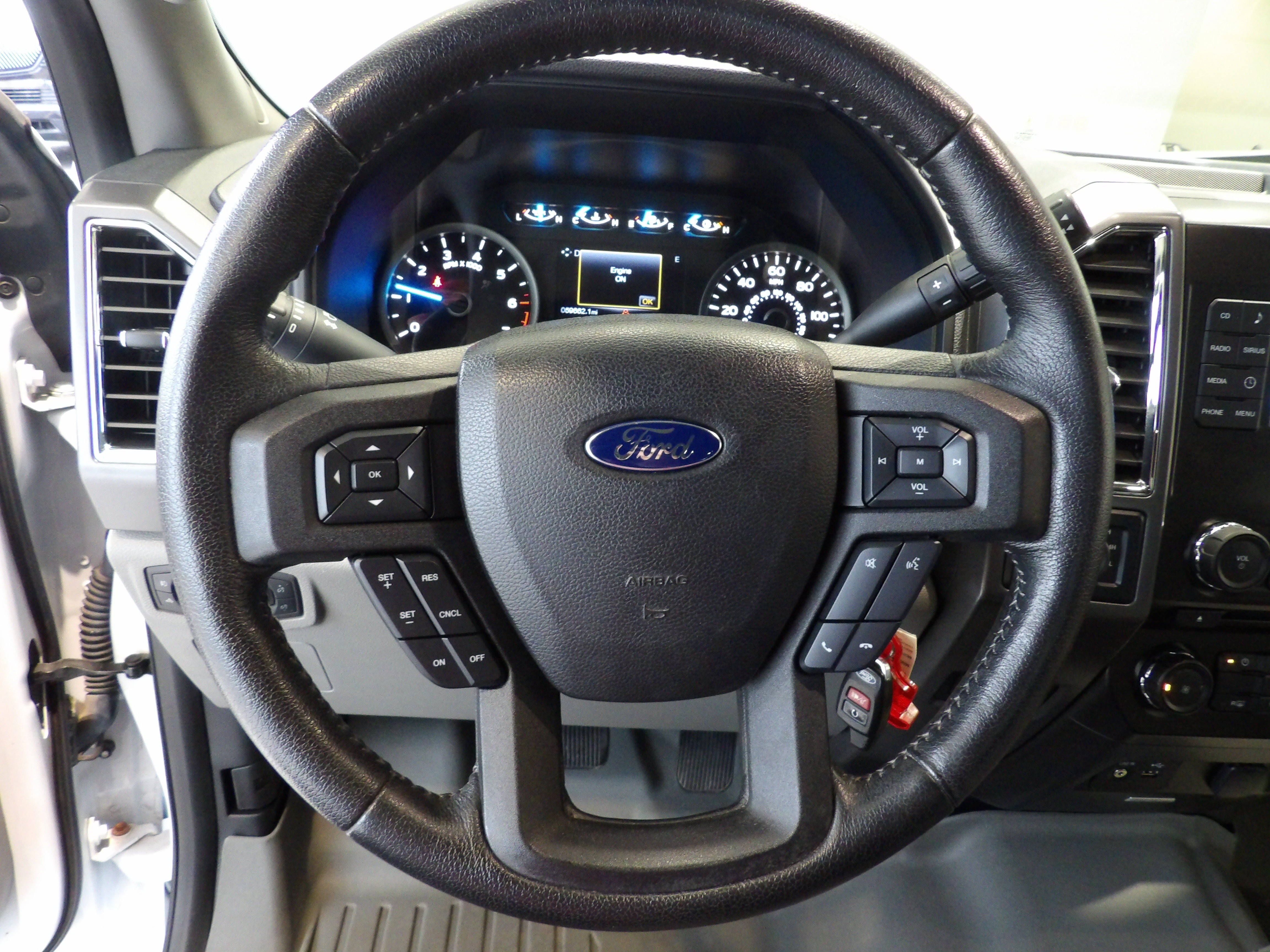 Used 2015 Ford F150 XLT w/ Equipment Group 301A Mid AWD/4WD image 11