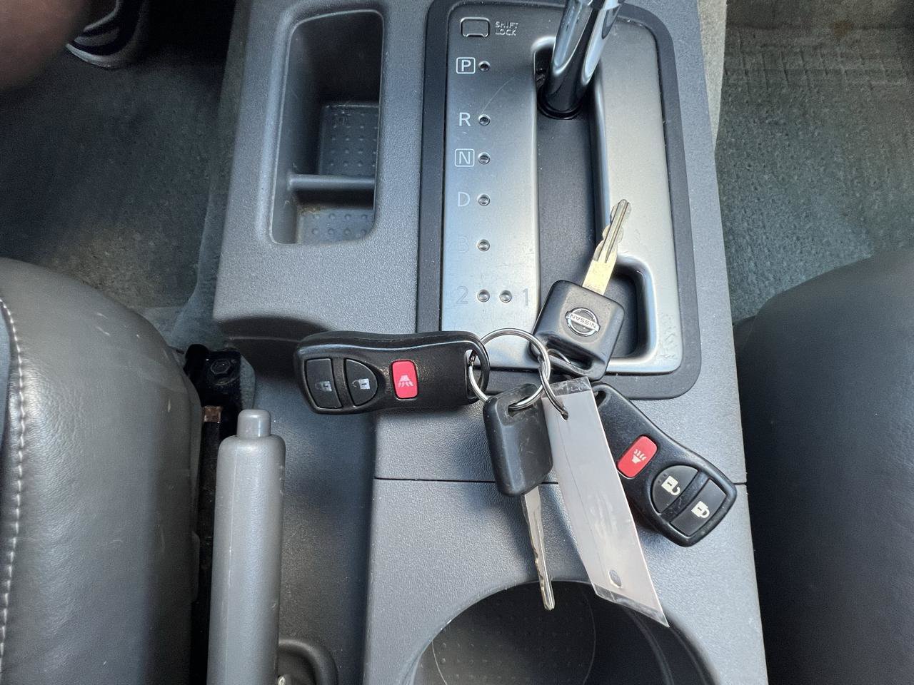 Used 2016 Nissan Frontier SL w/ Moonroof Package RWD image 19