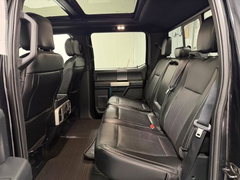 Used 2019 Ford F150 Lariat w/ Equipment Group 502A Luxury image 29