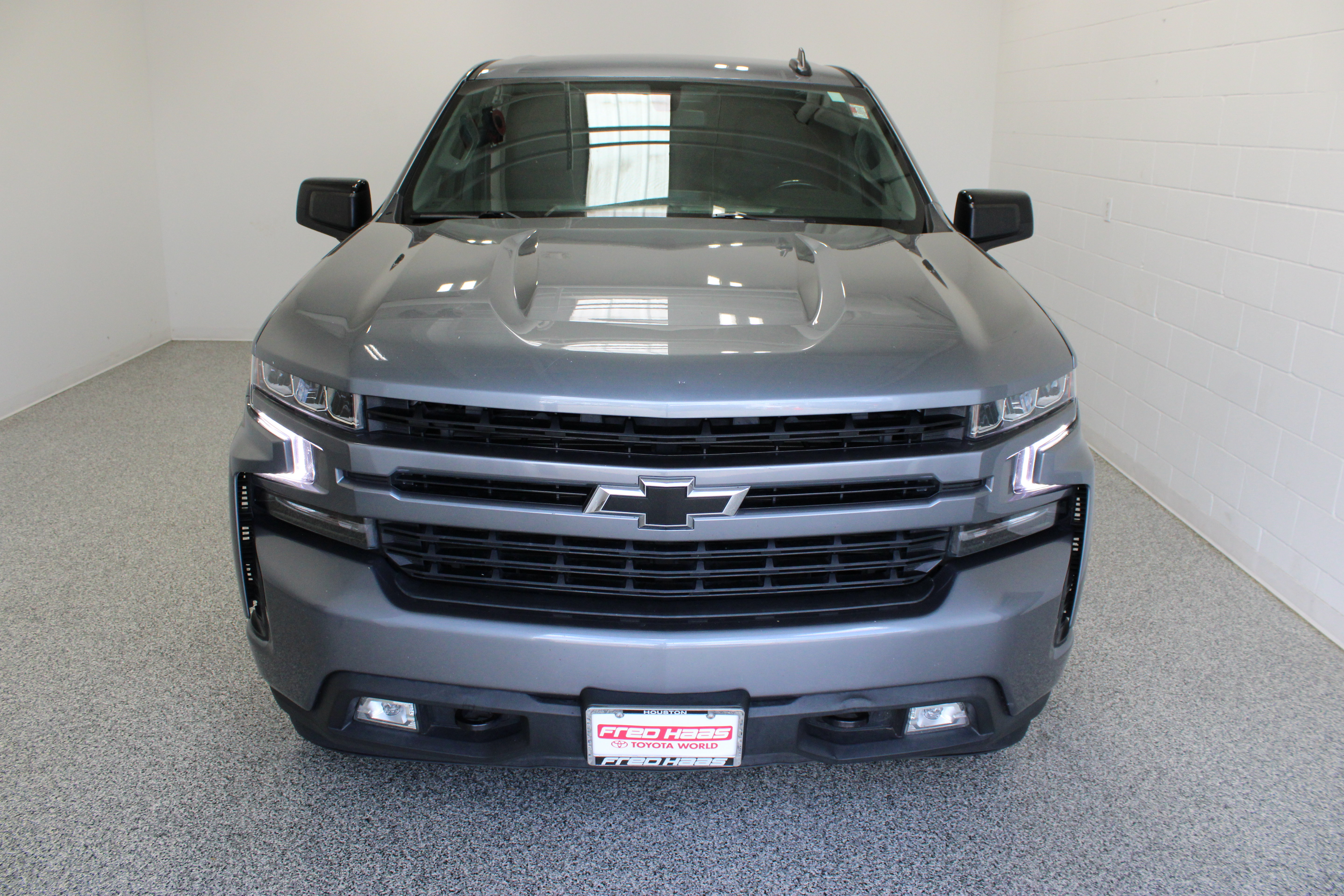 Used 2021 Chevrolet Silverado 1500 RST w/ Convenience Package II RWD image 3