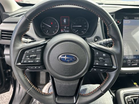 Used 2024 Subaru Crosstrek 2.5i Limited AWD/4WD image 15