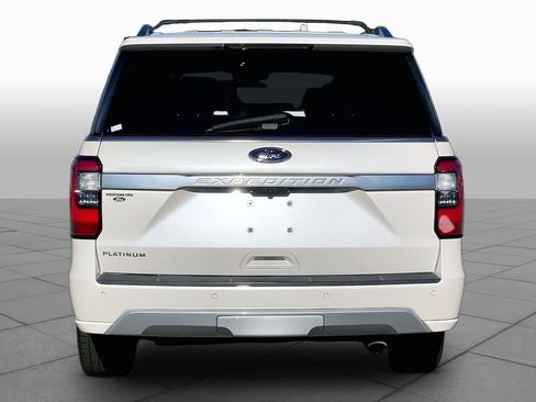 Used 2018 Ford Expedition Platinum RWD image 6