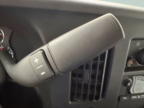 Used 2023 GMC Savana 3500 w/ Driver Convenience Package RWD image 22