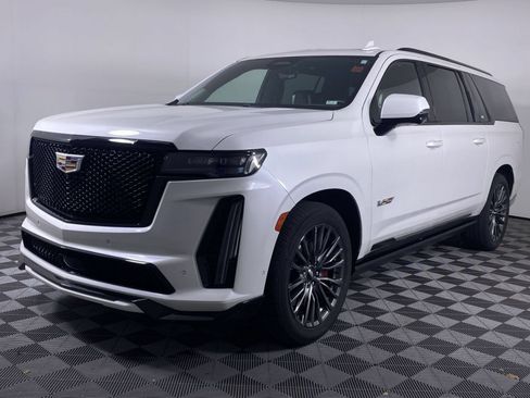 Certified 2023 Cadillac Escalade ESV V AWD/4WD image 20