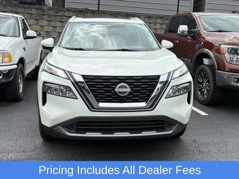 Certified 2023 Nissan Rogue SL w/ SL Premium Package AWD/4WD image 3