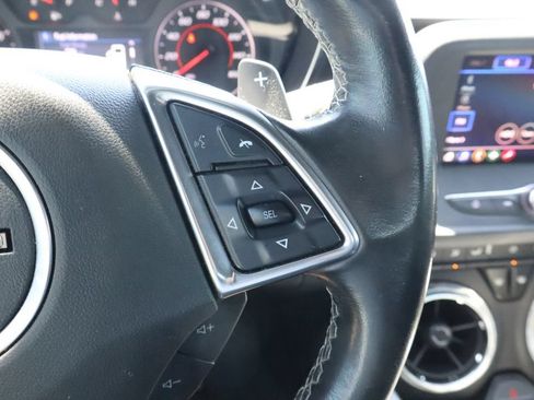 Used 2022 Chevrolet Camaro LT RWD image 25