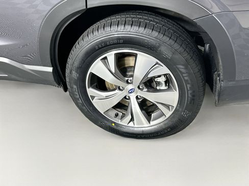 Used 2025 Subaru Ascent Premium image 11