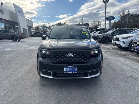 New 2026 Ford Maverick Lariat image 2