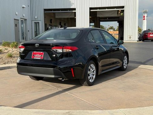 Certified 2025 Toyota Corolla LE image 5