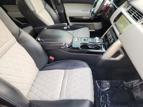 Used 2017 Land Rover Range Rover SV Autobiography Dynamic AWD/4WD image 8
