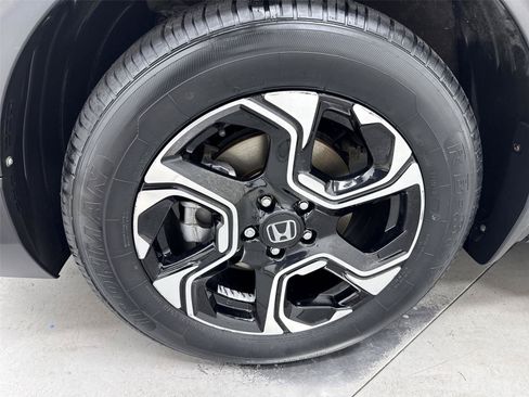 Used 2019 Honda CR-V Touring image 10