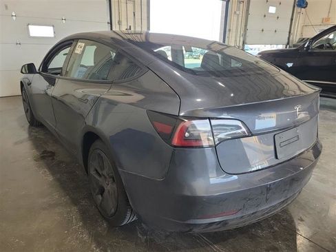 Used 2022 Tesla Model 3 image 7