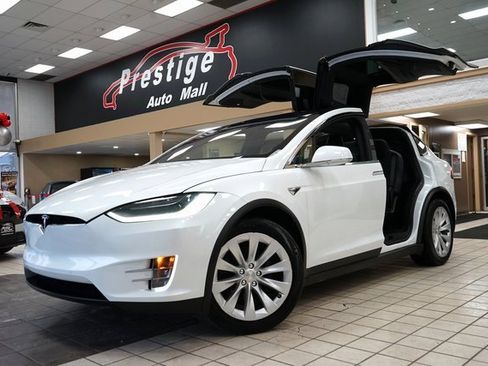 Used 2020 Tesla Model X Long Range image 24