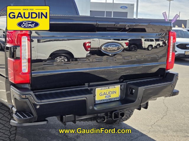 Used 2024 Ford F250 Lariat w/ Tremor Off-Road Package AWD/4WD image 6
