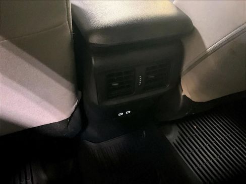 Used 2023 Toyota RAV4 XLE w/ XLE Grade Weather Package image 28