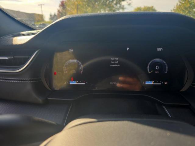 Used 2023 Jeep Grand Cherokee L Laredo AWD/4WD image 17