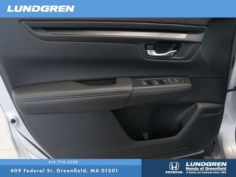 Used 2023 Honda CR-V EX image 15