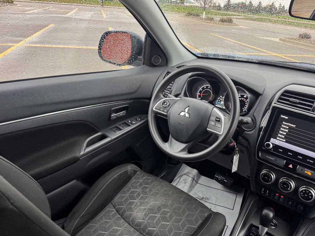 Used 2020 Mitsubishi Outlander Sport ES AWD/4WD image 14