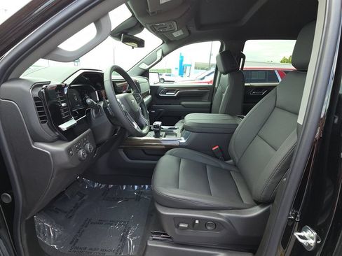 New 2026 Chevrolet Silverado 1500 LT Trail Boss w/ Convenience Package II AWD/4WD image 16