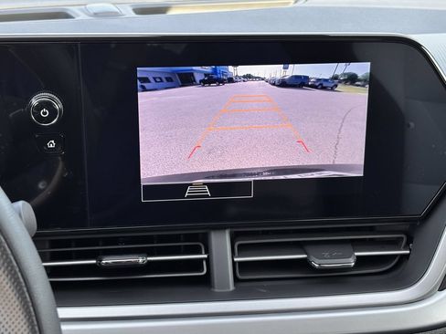 New 2026 Chevrolet Trax LS w/ LS Convenience Package FWD image 14