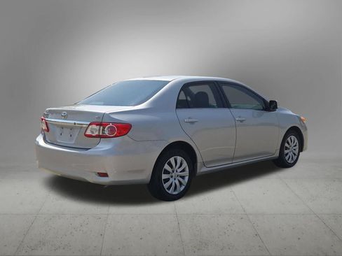 Used 2013 Toyota Corolla LE FWD image 6
