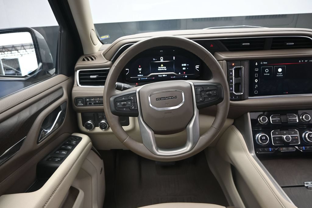 Used 2023 GMC Yukon XL Denali w/ LPO, Floor Liner Package RWD image 29