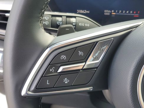 Used 2025 Buick Enclave Preferred image 23