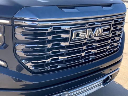 Used 2023 GMC Sierra 1500 Denali Ultimate image 29