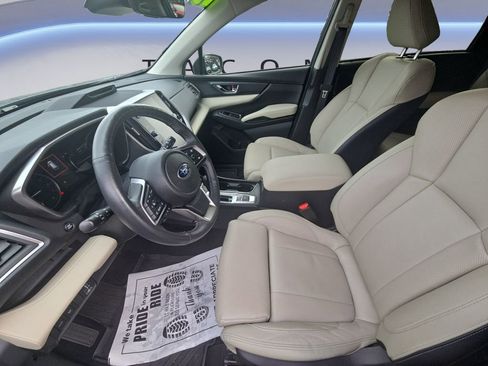 Used 2023 Subaru Ascent Limited image 10